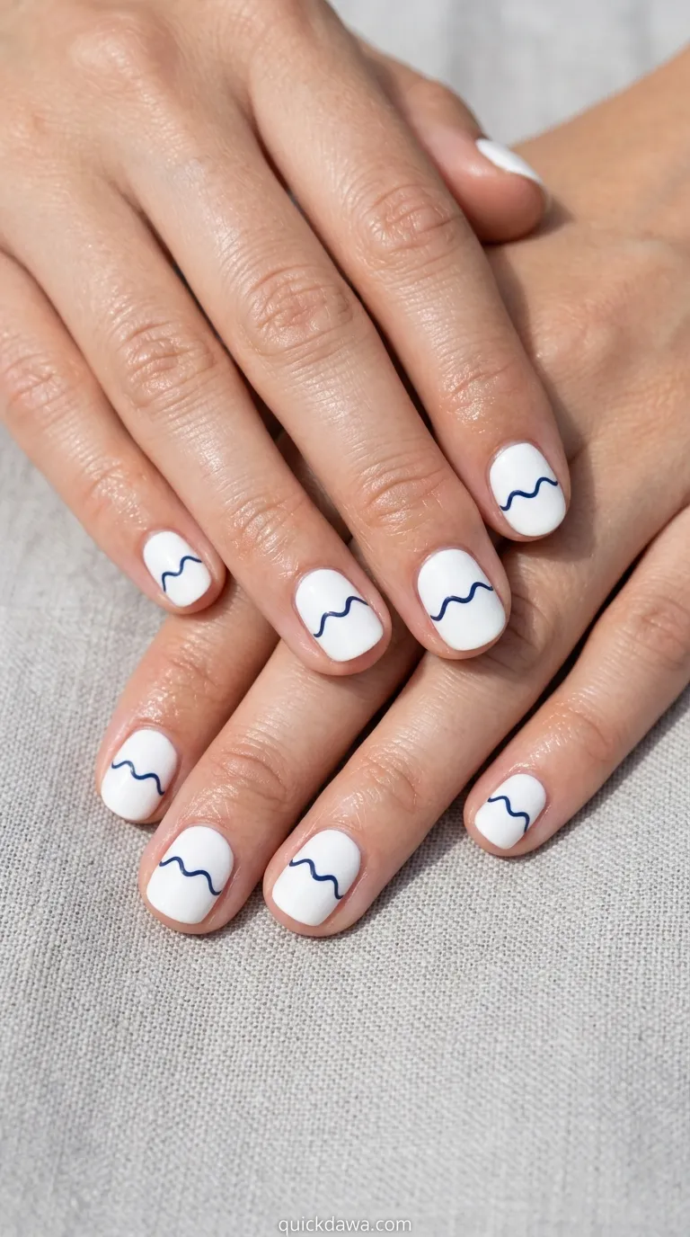 Minimalist Wave Line